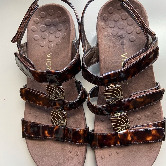 Vionic sandals size 8 - Picture 7 of 11